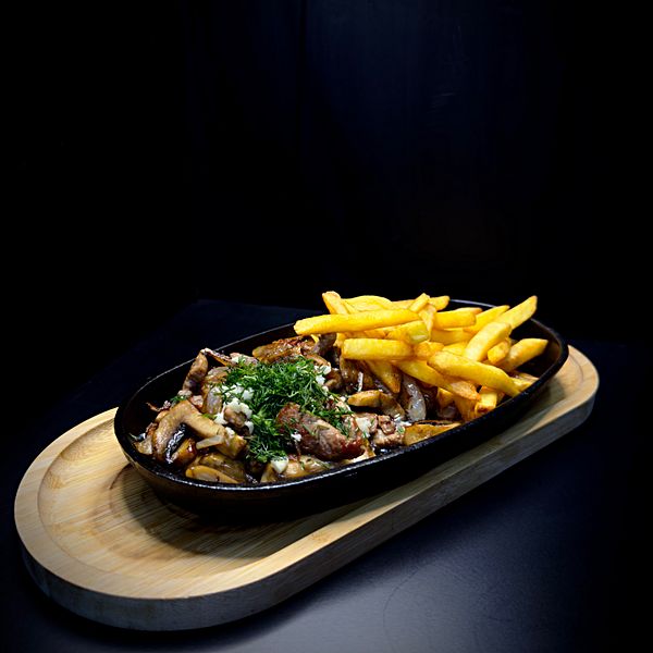 Сковорода со свининой