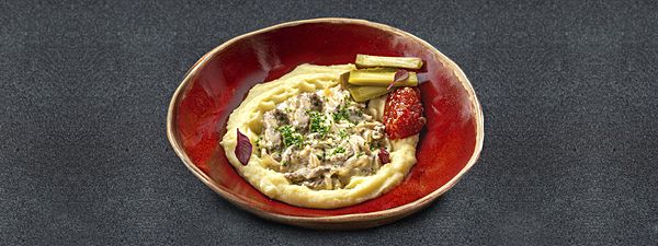 Бефстроганов из телячьей вырезки