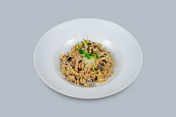 Орзо с говядиной и трюфельной пастой