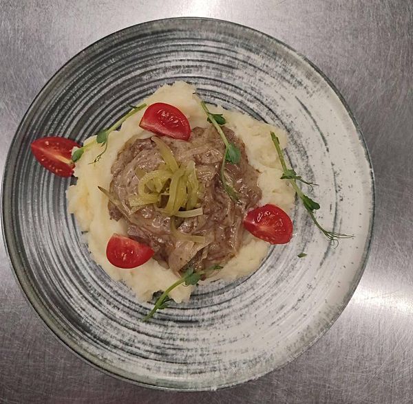 Бефстроганов из телятины/пюре