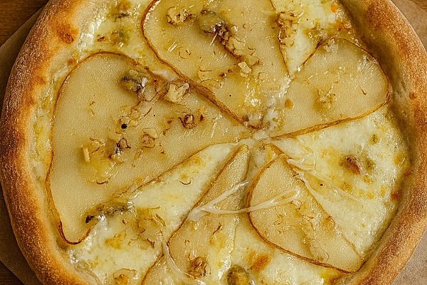 Пицца Груша горгонзола