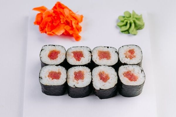 Маки с тунцом