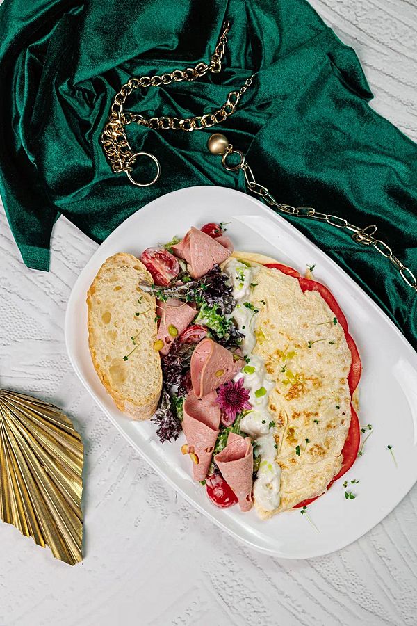 Омлет с мортаделлой