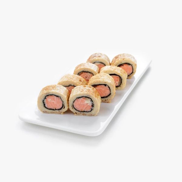 Ролл Лосось в омлете с сыром