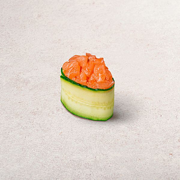 Капа гункан с лососем