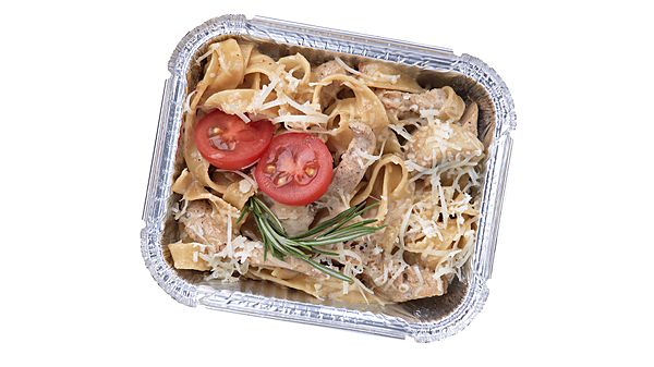 Паста Фетучини с куриным филе и грибами