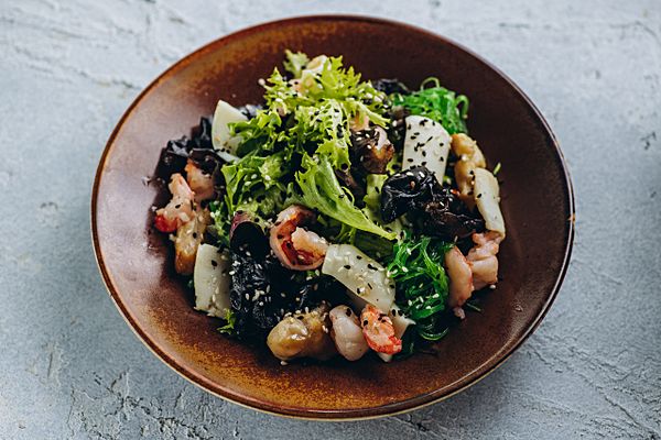 Салат с морепродуктами