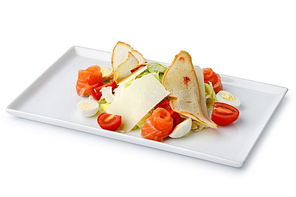 Салат цезарь с семгой