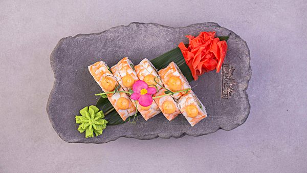 Ролл с креветкой темпура