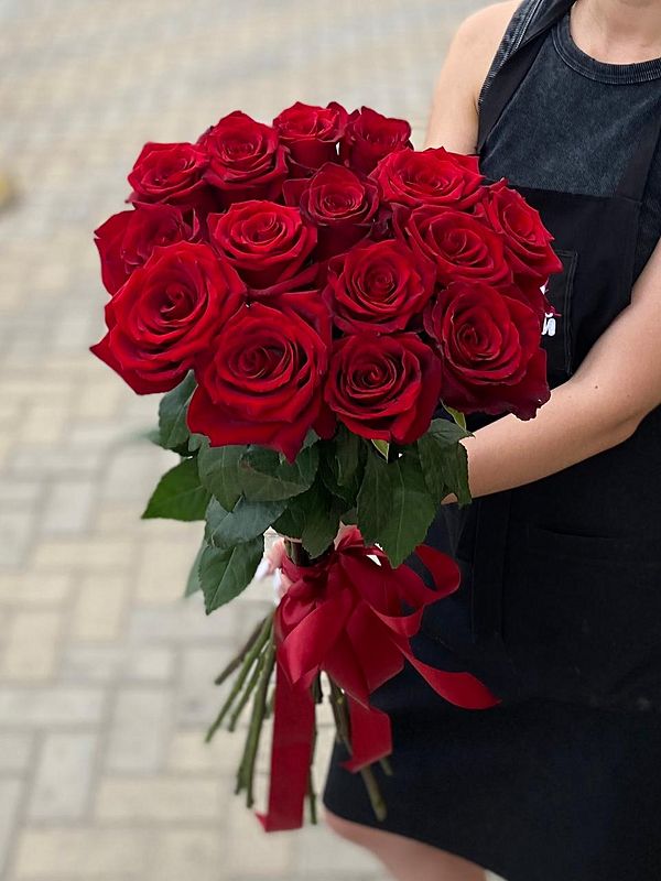 15 высоких роз сорта Эквадор