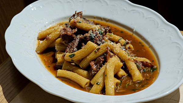 Казаречче с томленой говядиной