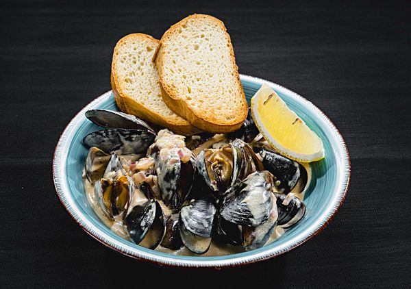 Мидии том ям