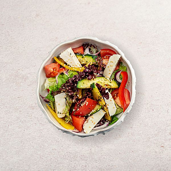 Овощной салат с брынзой