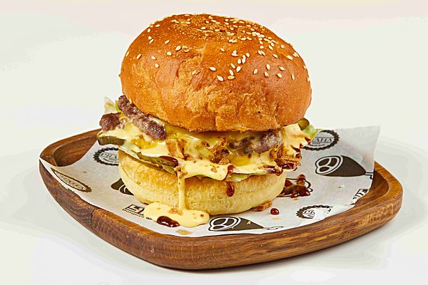 Чиз-бургер телятина