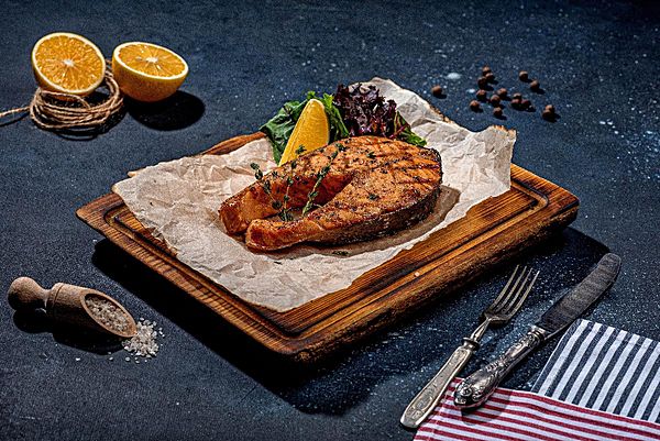 Стейк из лосося