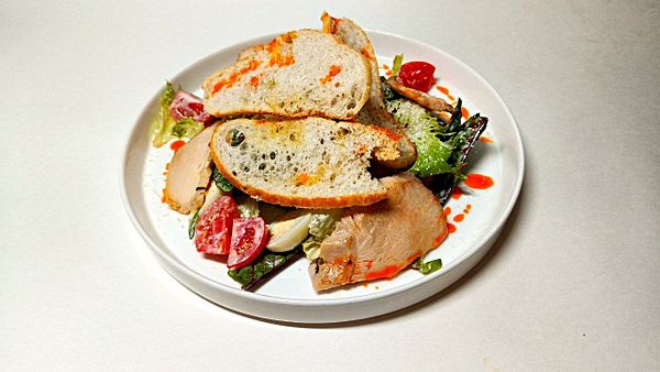 Цезарь с курицей