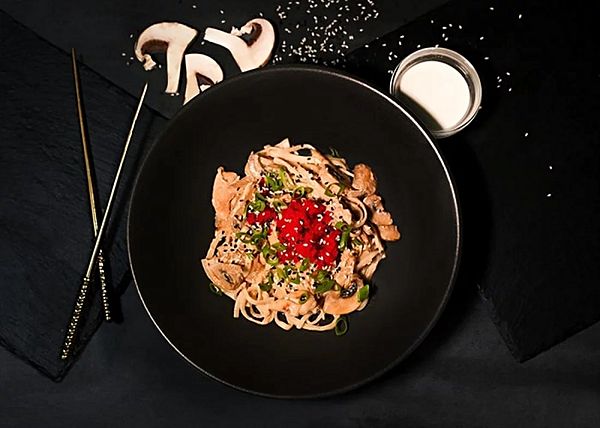 Удон сливочный с курицей