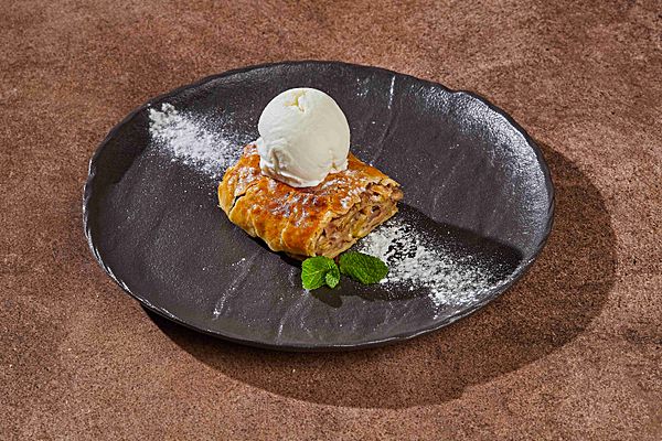 Штрудель яблочный