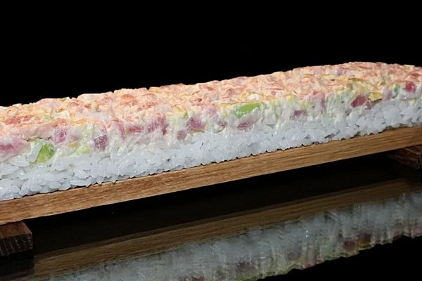 Оси-дзуси тунец