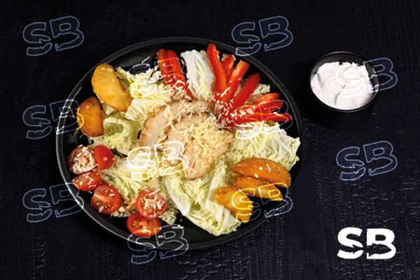 Теплый салат с курицей