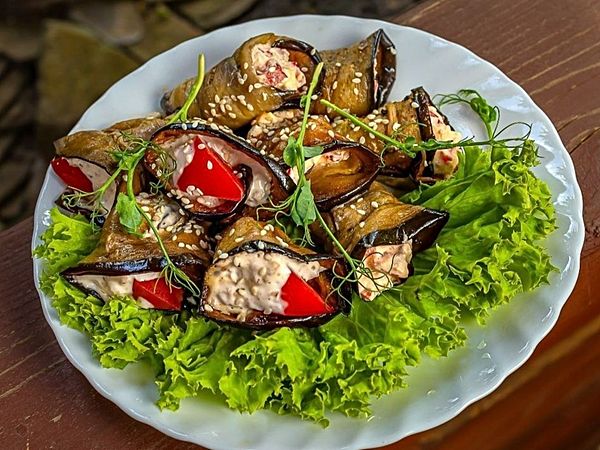 Баклажан закусочный с помидорами