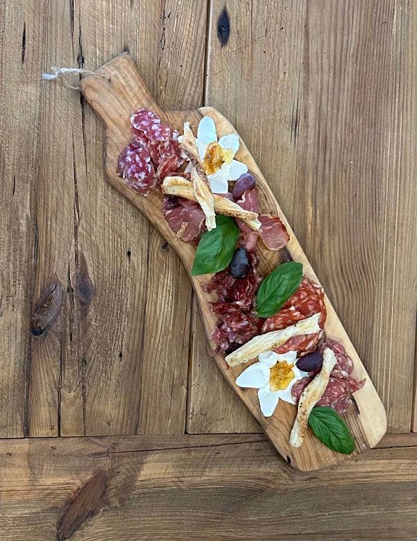 Салют Салуми