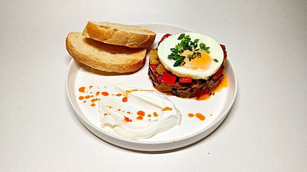 Обжареный картофель с брискетом