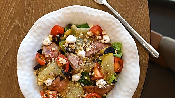 Салат с Уткой и Грушей