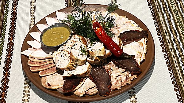 Ассорти мясное