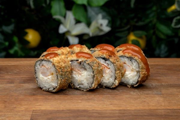 Горячий ролл с креветкой