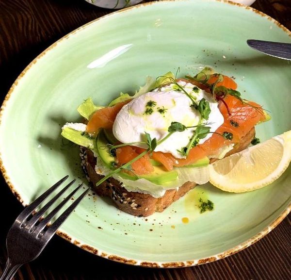 Тост с лососем