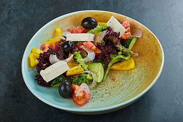 Салат греческий