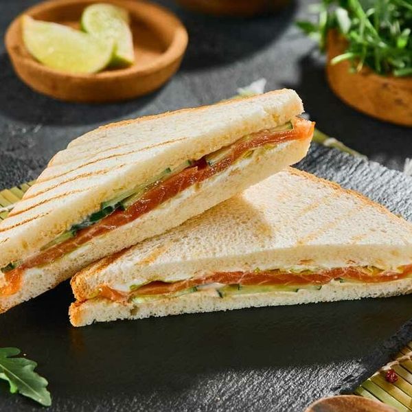Сэндвич с лососем