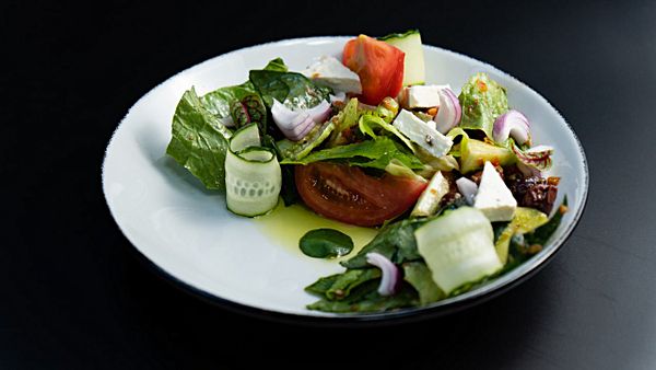 Салат греческий