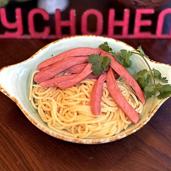 Сосиски венские со спагетти