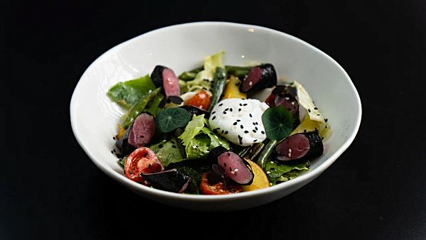 Нисуаз с ролом из тунца