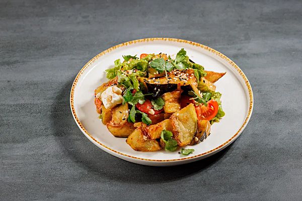 Салат с хрустящими баклажанами