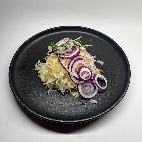 Капуста квашеная с луком