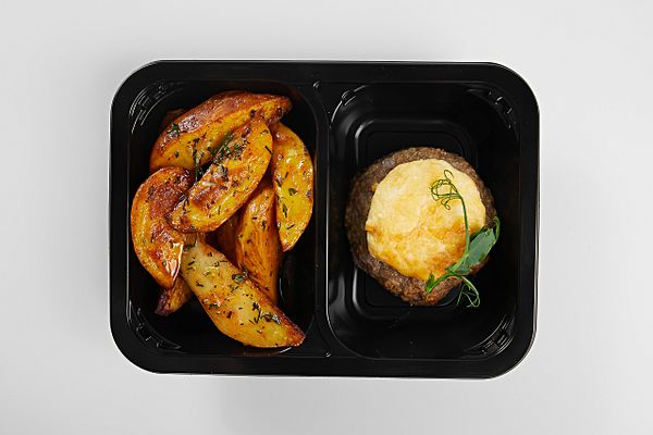 Бифштекс говяжий с сыром с картофелем Смак