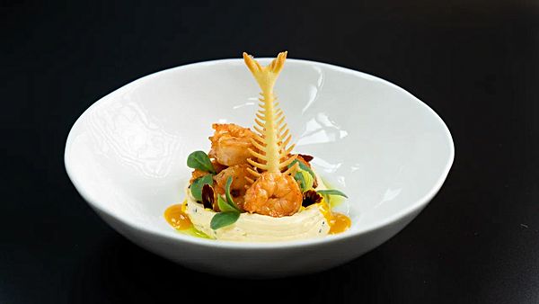 Креветки с манговым муссом