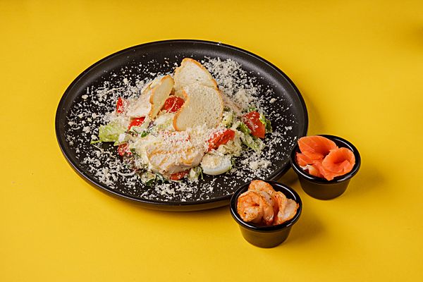 Цезарь с курицей