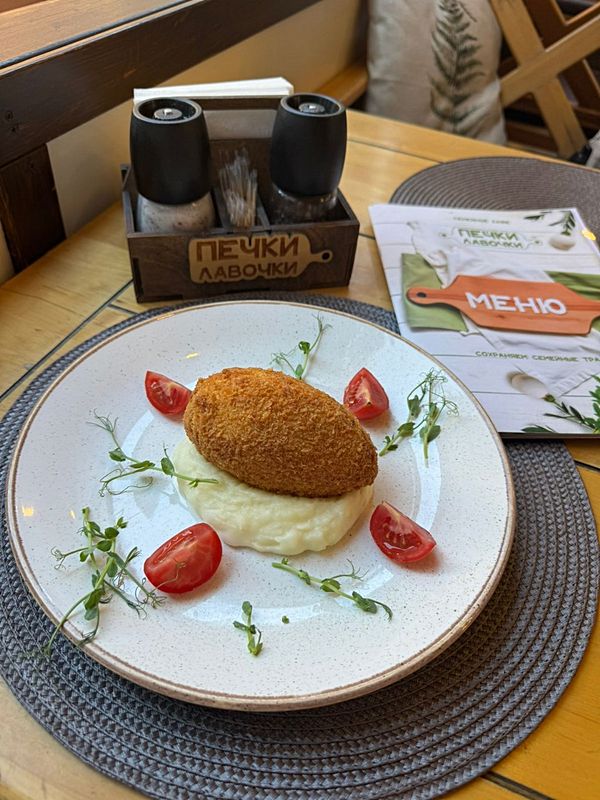 Котлета по-крымски с сырным пюре