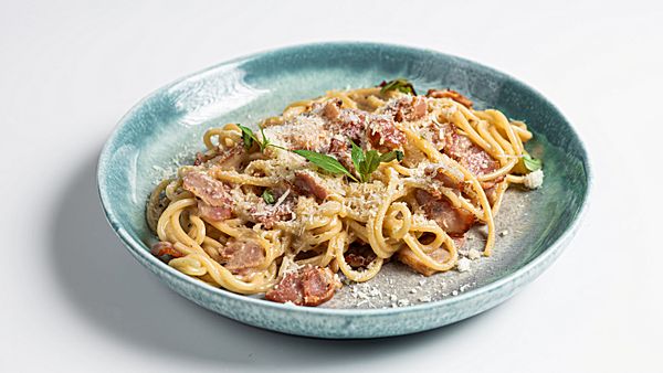 Спагетти Карбонара на желтках