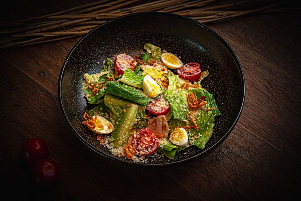 Цезарь с курицей