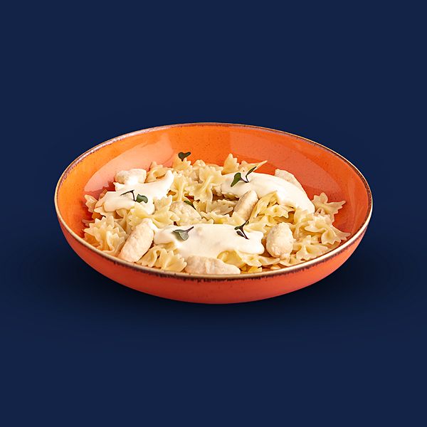 Фарфалле в сливочном соусе с кнелями