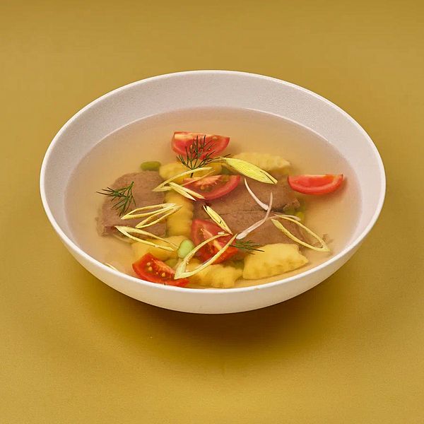 Юшка из говядины с картофельными ньоками