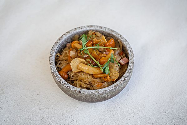 Капуста тушеная с беконом