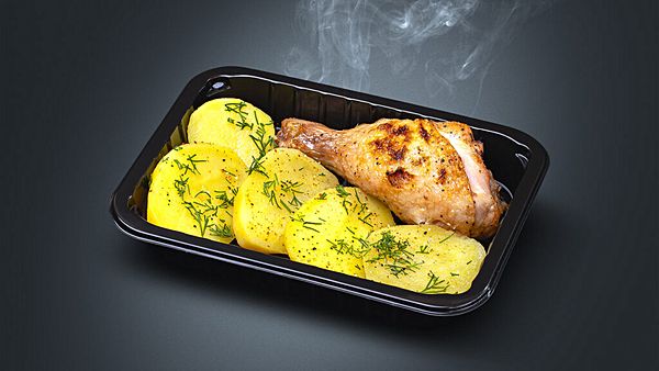 Голень куриная и картофель