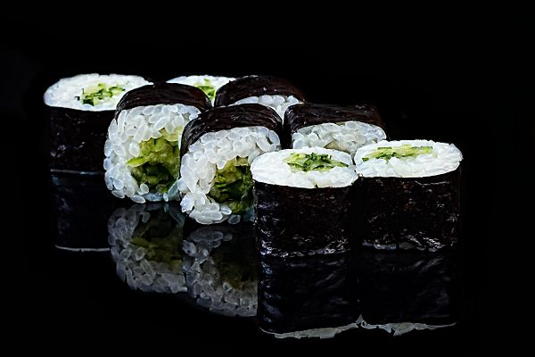 Маки с огурцом