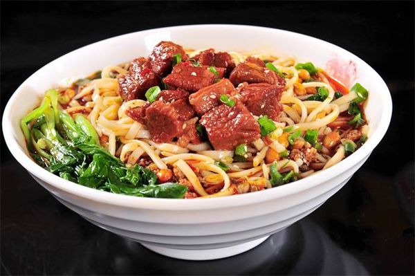 Суп лапша с говядиной